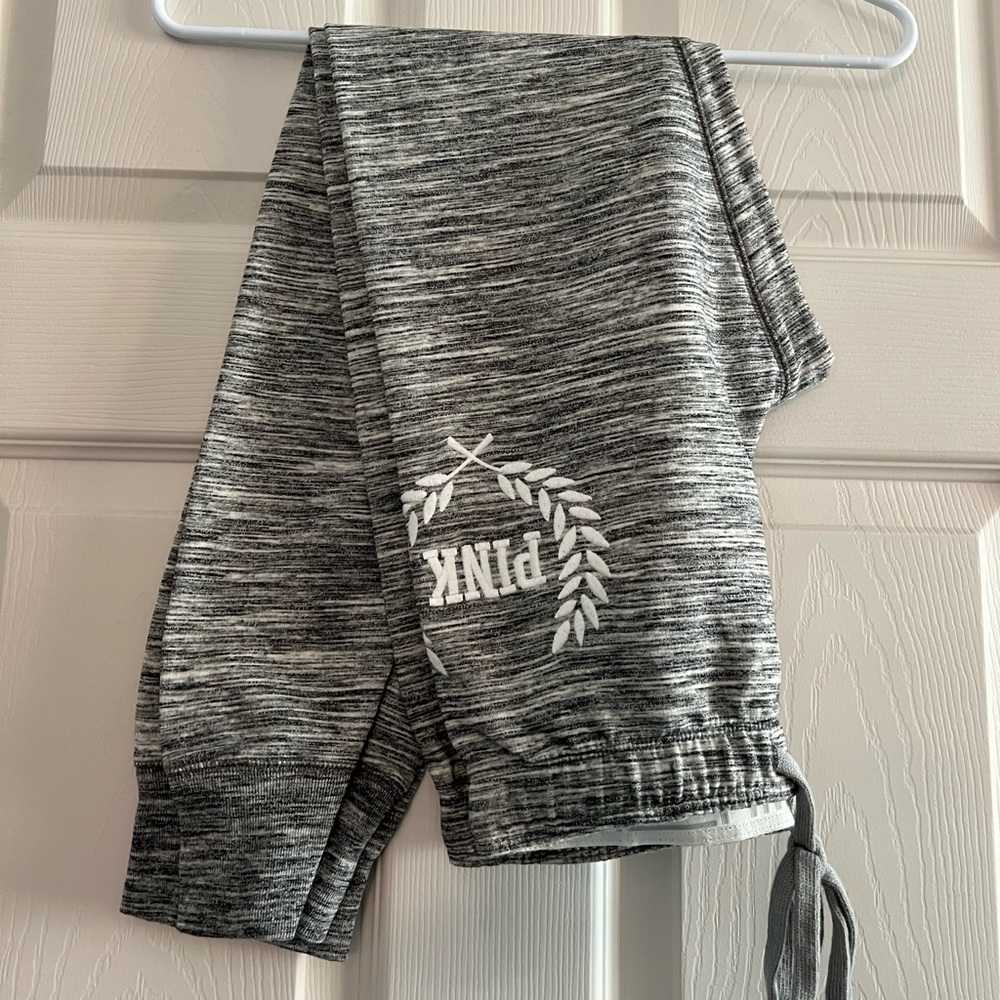 VS PINK SWEATS
